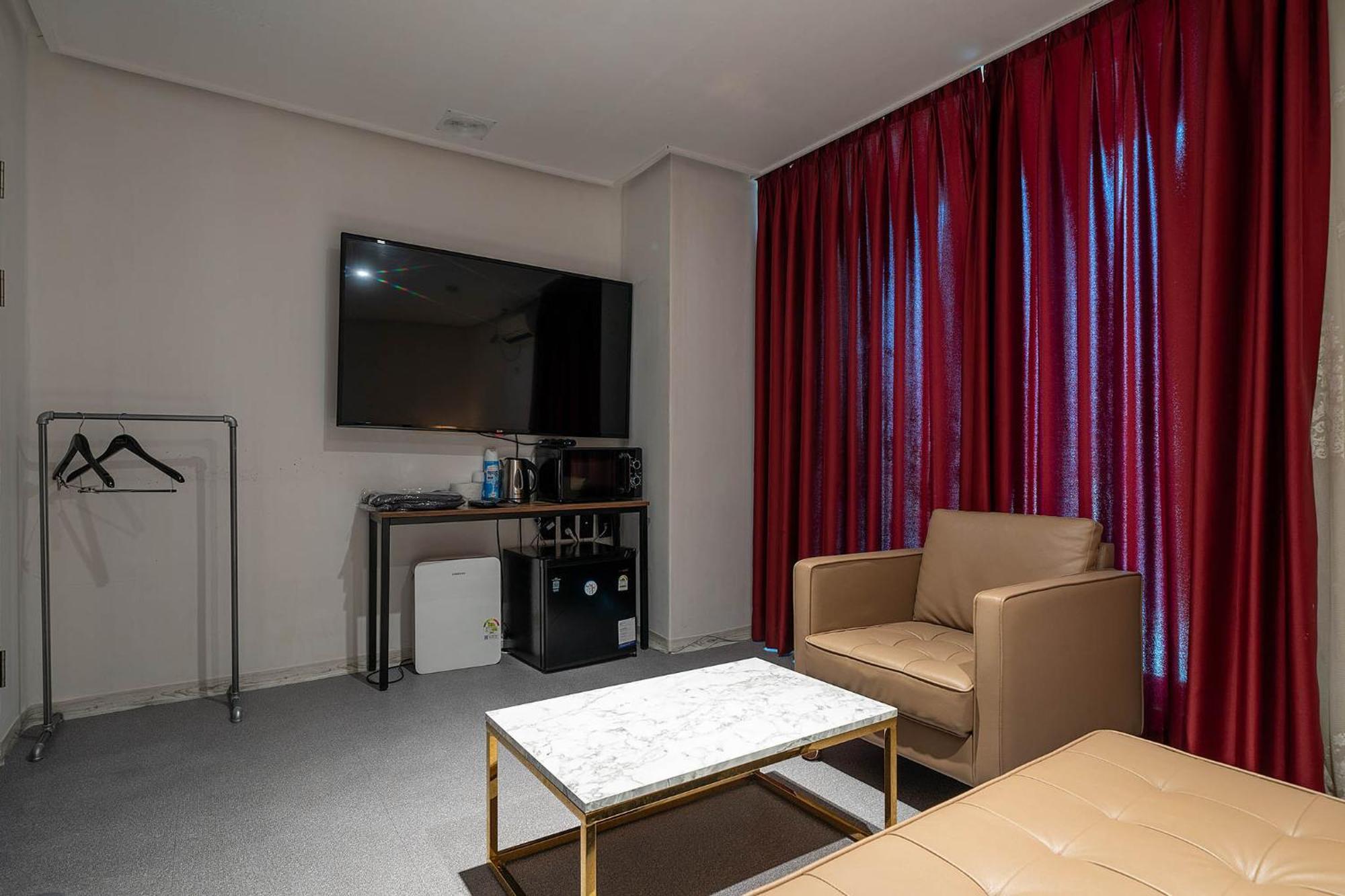 Pacific7 Hotel Pyeongtaek Ngoại thất bức ảnh