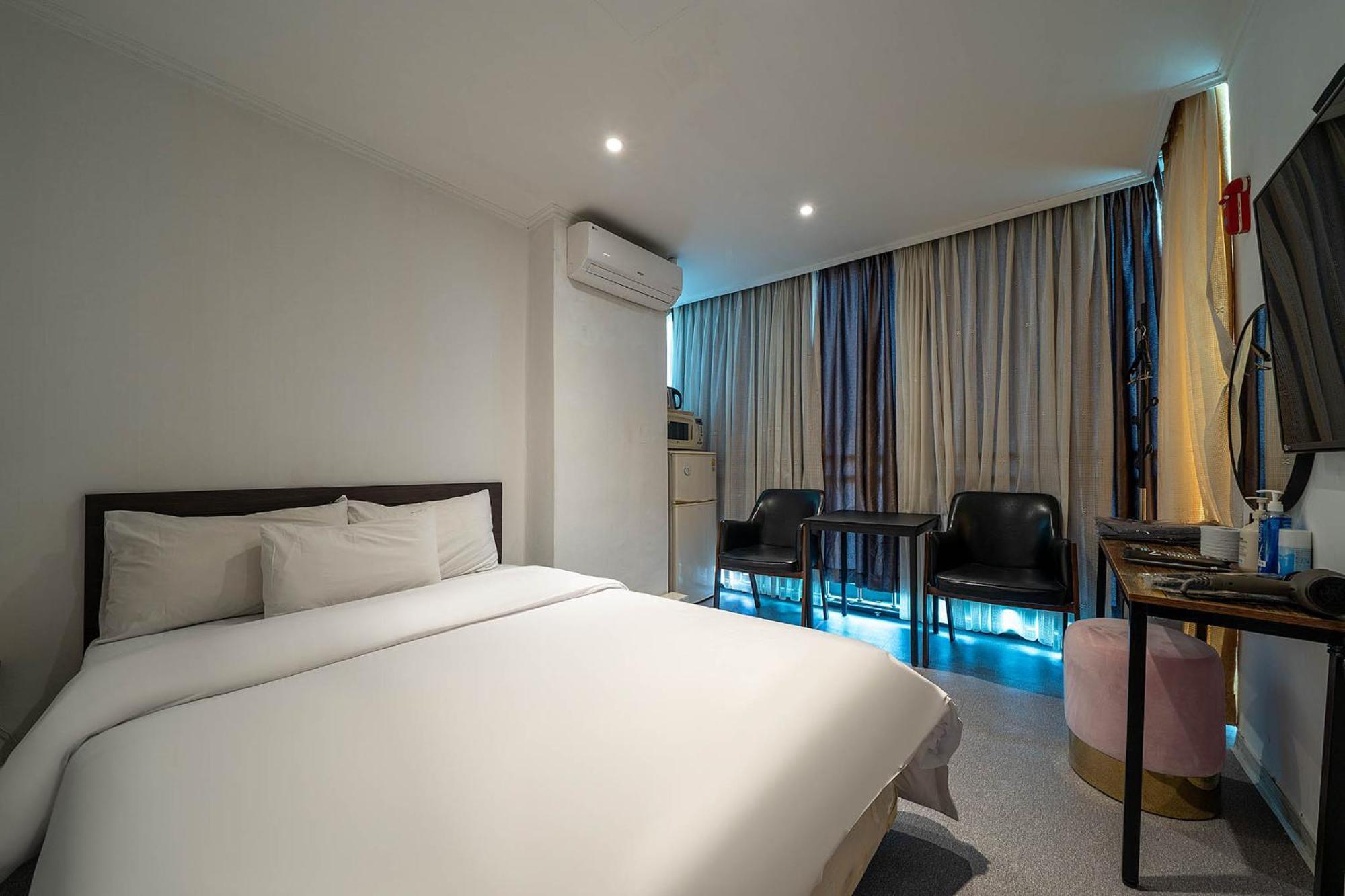 Pacific7 Hotel Pyeongtaek Ngoại thất bức ảnh
