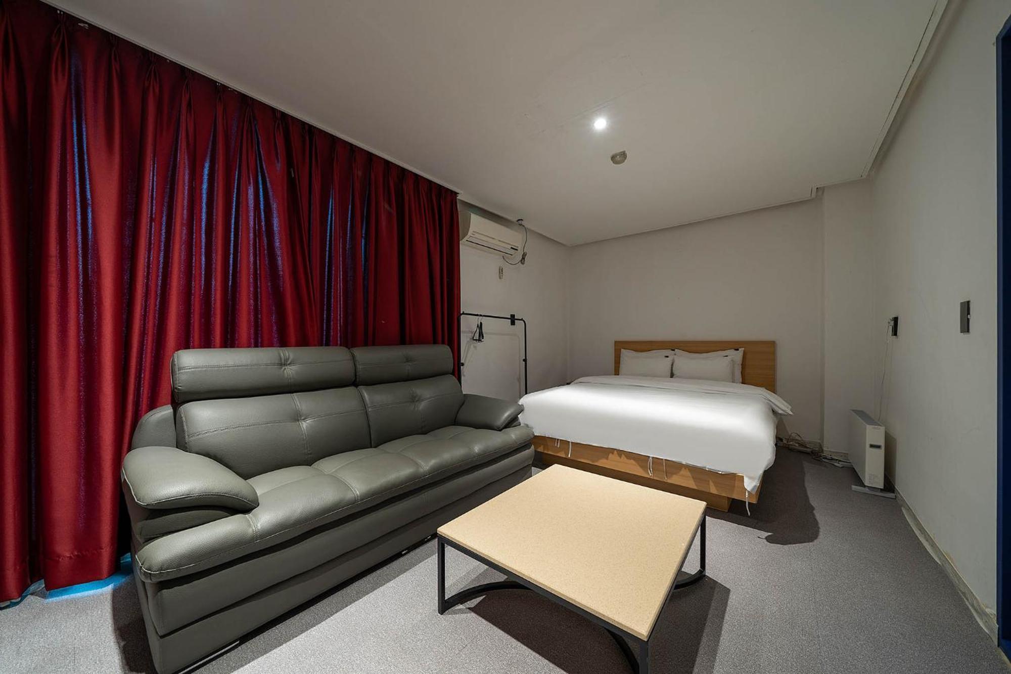 Pacific7 Hotel Pyeongtaek Ngoại thất bức ảnh