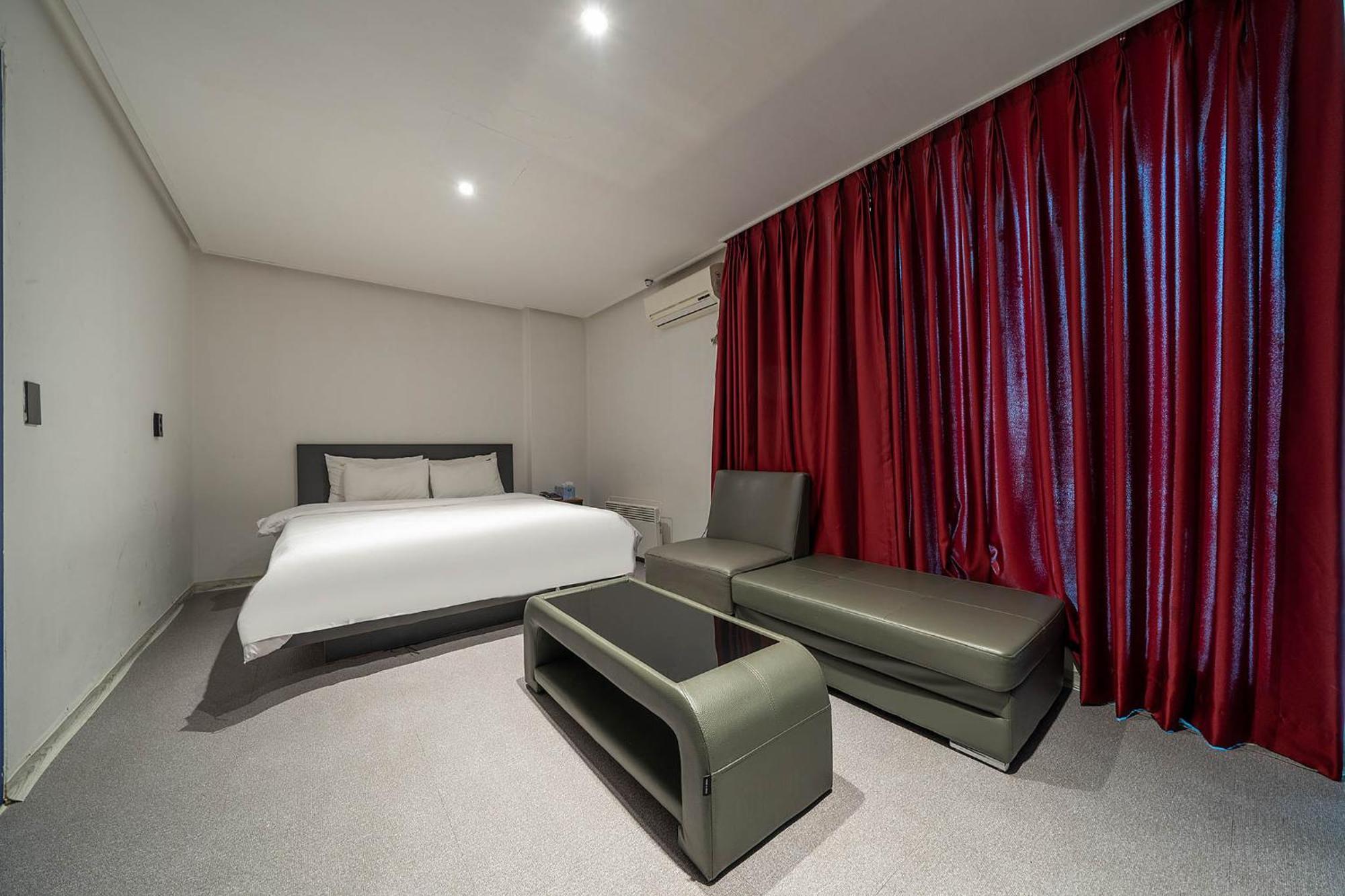 Pacific7 Hotel Pyeongtaek Ngoại thất bức ảnh