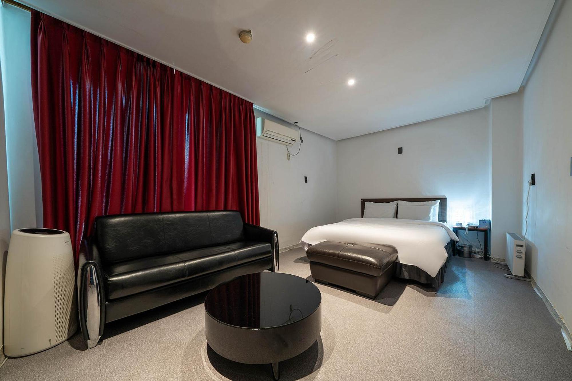 Pacific7 Hotel Pyeongtaek Ngoại thất bức ảnh